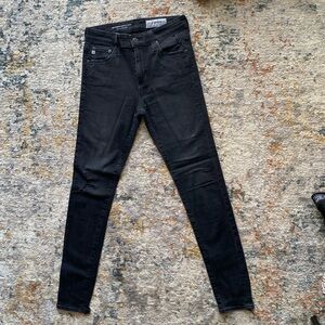 Black skinny jeans